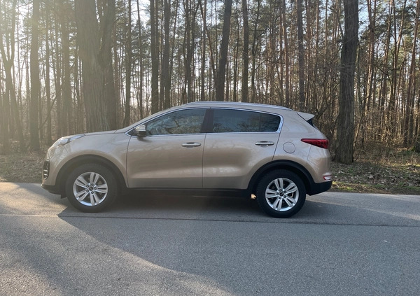 Kia Sportage cena 62250 przebieg: 183500, rok produkcji 2016 z Jastrzębie-Zdrój małe 106
